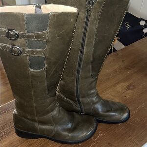 Olive Green Leather Boots by Keen with Buckle Detail